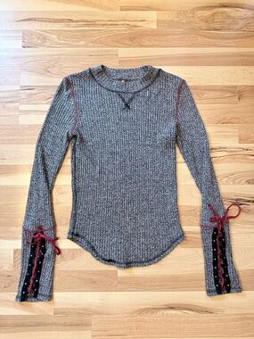 Free People Gray Waffle Knit Ribbed Lace Up Sleeve Thermal Top Small Boho Grunge